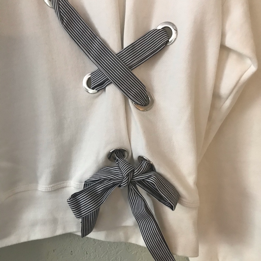 Custom Detailed Sweatshirt - Picture 2 of 2